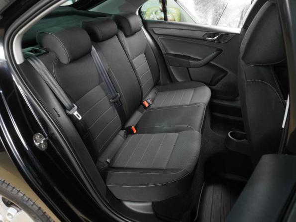 Skoda Rapid I с пробегом 2015 года, цена 1 149 000 рублей, 106927 км, лифтбек, Автокод Объявления