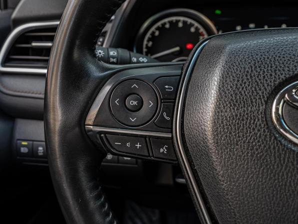 Toyota Camry VIII (XV70) с пробегом 2019 года, цена 3 040 000 рублей, 88355 км, седан, Автокод Объявления
