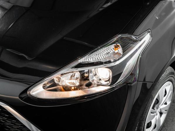 Toyota Sienta II Рестайлинг с пробегом 2021 года, цена 1 550 000 рублей, 120219 км, компактвэн, Автокод Объявления