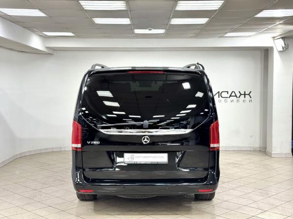 Mercedes-Benz V-Класс III (W447) Рестайлинг с пробегом 2022 года, цена 6 700 000 рублей, 66363 км, минивэн, Автокод Объявления