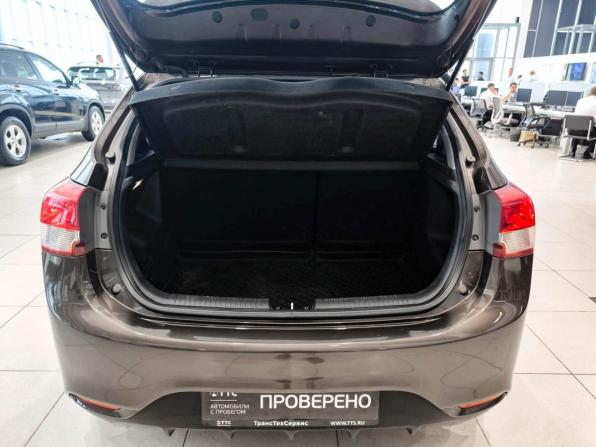 Kia Rio III Рестайлинг с пробегом 2015 года, цена 1 080 000 рублей, 98437 км, хэтчбек, Автокод Объявления