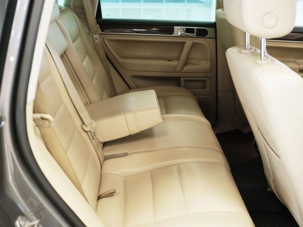 Volkswagen Touareg I Рестайлинг с пробегом 2009 года, цена 968 000 рублей, 267881 км, внедорожник, Автокод Объявления