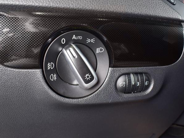 Volkswagen Jetta VI с пробегом 2013 года, цена 1 049 995 рублей, 166686 км, седан, Автокод Объявления