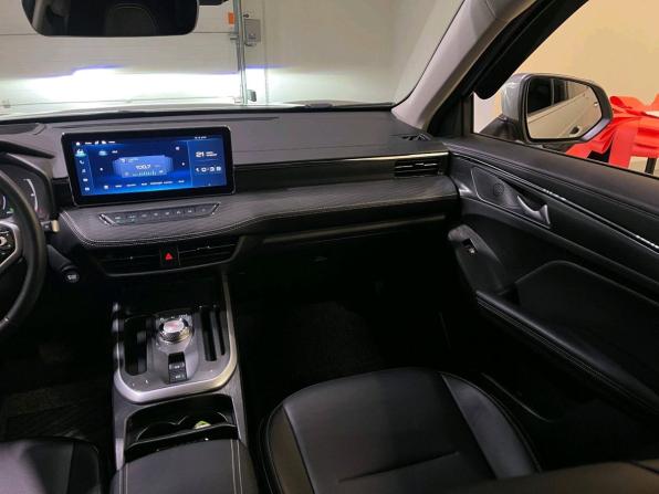 Haval Jolion I с пробегом 2023 года, цена 1 799 000 рублей, 42348 км, внедорожник, Автокод Объявления