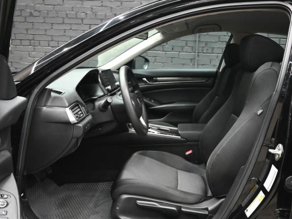 Honda Accord X с пробегом 2020 года, цена 2 185 000 рублей, 107826 км, седан, Автокод Объявления