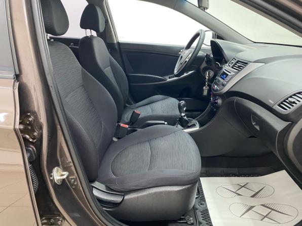 Hyundai Solaris I Рестайлинг с пробегом 2015 года, цена 890 000 рублей, 128241 км, седан, Автокод Объявления