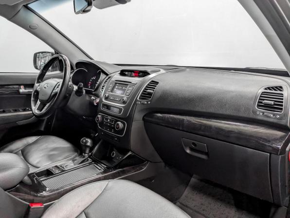 Kia Sorento II Рестайлинг с пробегом 2019 года, цена 2 600 000 рублей, 80427 км, внедорожник, Автокод Объявления