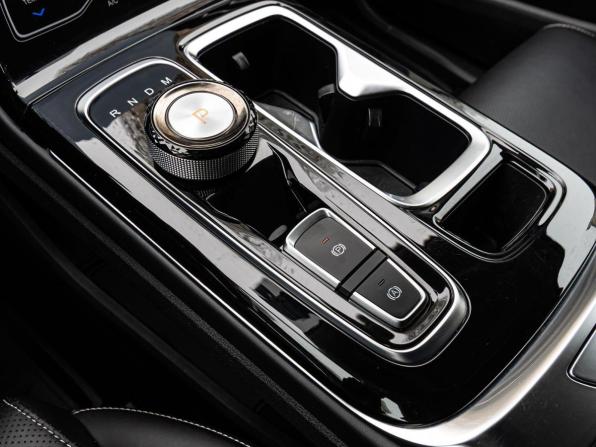 JAC JS6 с пробегом 2023 года, цена 1 770 000 рублей, 63759 км, внедорожник, Автокод Объявления