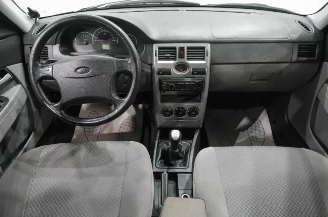 Lada (ВАЗ) Priora I с пробегом 2011 года, цена 279 000 рублей, 192000 км, хэтчбек, Автокод Объявления