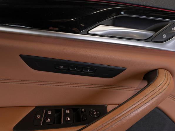 BMW 5 серии VII (G30/G31/G38) Рестайлинг с пробегом 2022 года, цена 3 750 000 рублей, 81324 км, универсал, Автокод Объявления