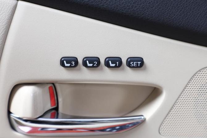 Lexus RX III с пробегом 2009 года, цена 1 549 000 рублей, 282012 км, внедорожник, Автокод Объявления
