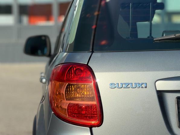 Suzuki SX4 I (Classic) Рестайлинг с пробегом 2011 года, цена 990 000 рублей, 153255 км, хэтчбек, Автокод Объявления