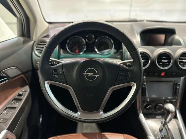 Opel Antara I Рестайлинг с пробегом 2012 года, цена 1 050 000 рублей, 135000 км, внедорожник, Автокод Объявления