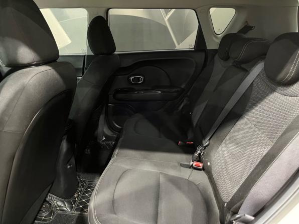 Kia Soul II Рестайлинг с пробегом 2017 года, цена 1 274 000 рублей, 164483 км, хэтчбек, Автокод Объявления