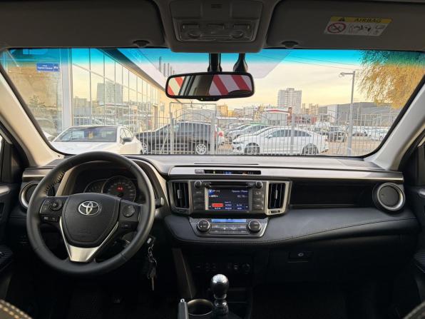 Toyota RAV4 IV (XA40) с пробегом 2013 года, цена 1 650 000 рублей, 247015 км, внедорожник, Автокод Объявления