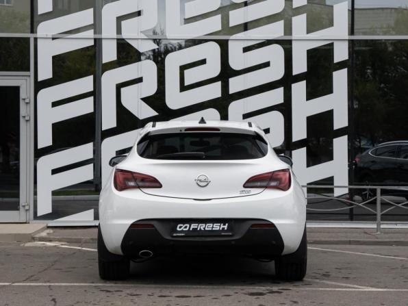 Opel Astra J Рестайлинг с пробегом 2014 года, цена 767 000 рублей, 231704 км, хэтчбек, Автокод Объявления
