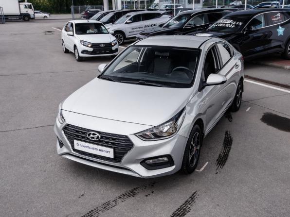 Hyundai Solaris II с пробегом 2019 года, цена 1 210 000 рублей, 88015 км, седан, Автокод Объявления