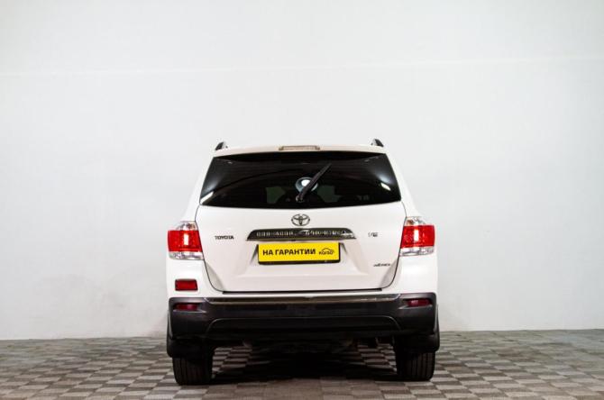 Toyota Highlander II (XU40) Рестайлинг с пробегом 2012 года, цена 2 229 000 рублей, 207000 км, внедорожник, Автокод Объявления