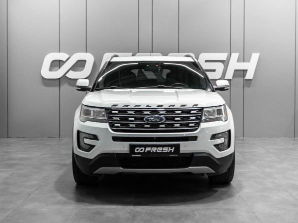 Ford Explorer V Рестайлинг с пробегом 2015 года, цена 2 800 000 рублей, 161629 км, внедорожник, Автокод Объявления