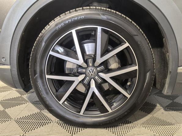 Volkswagen Touareg III с пробегом 2019 года, цена 5 099 000 рублей, 120673 км, внедорожник, Автокод Объявления