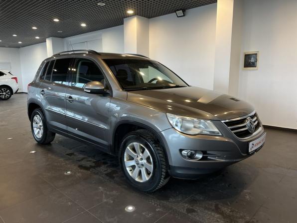 Volkswagen Tiguan I с пробегом 2009 года, цена 670 000 рублей, 372977 км, внедорожник, Автокод Объявления