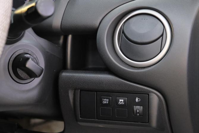 Mazda Demio III (DE) с пробегом 2011 года, цена 699 000 рублей, 142000 км, хэтчбек, Автокод Объявления