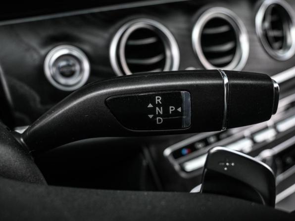 Mercedes-Benz E-Класс V (W213 S213 C238) с пробегом 2019 года, цена 3 799 000 рублей, 92555 км, седан, Автокод Объявления