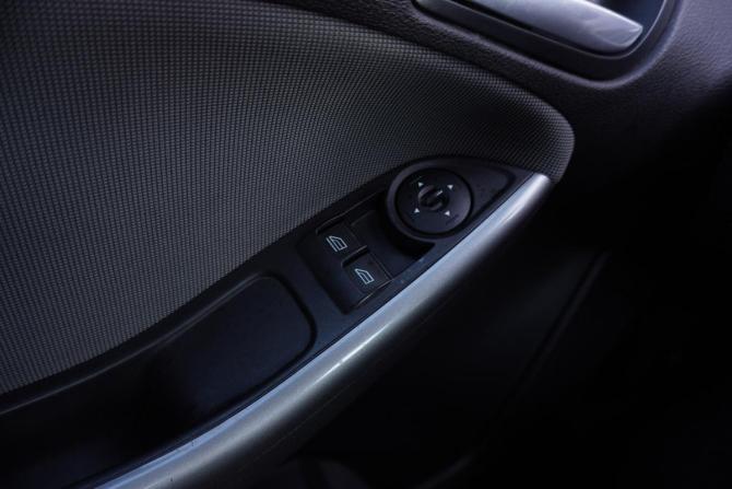 Ford Focus III с пробегом 2013 года, цена 598 000 рублей, 184612 км, хэтчбек, Автокод Объявления