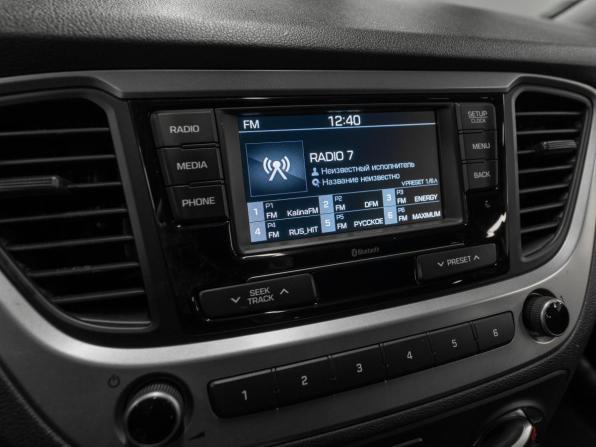 Hyundai Solaris II с пробегом 2018 года, цена 1 490 000 рублей, 81506 км, седан, Автокод Объявления