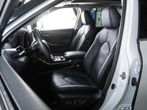 Toyota Highlander IV (XU70) с пробегом 2025 года, цена 5 779 000 рублей, 117 км, внедорожник, Автокод Объявления
