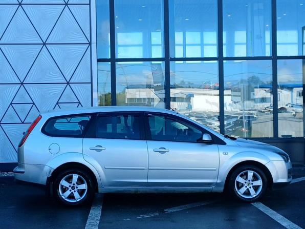 Ford Focus II с пробегом 2005 года, цена 399 000 рублей, 239158 км, универсал, Автокод Объявления