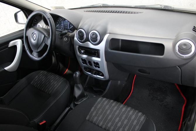 Renault Logan I Рестайлинг с пробегом 2013 года, цена 435 000 рублей, 183748 км, седан, Автокод Объявления