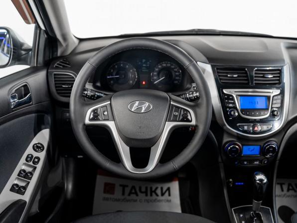 Hyundai Solaris I с пробегом 2014 года, цена 950 500 рублей, 98002 км, хэтчбек, Автокод Объявления
