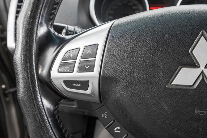 Mitsubishi Outlander II с пробегом 2008 года, цена 999 000 рублей, 257600 км, внедорожник, Автокод Объявления