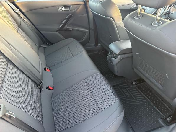 Peugeot 508 I с пробегом 2012 года, цена 1 050 000 рублей, 81500 км, седан, Автокод Объявления