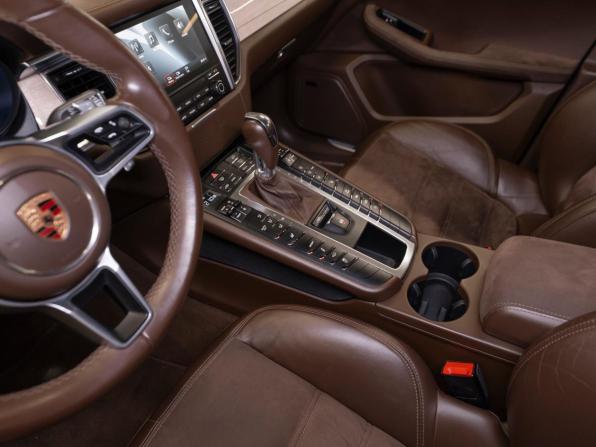 Porsche Macan I с пробегом 2016 года, цена 3 850 000 рублей, 85500 км, внедорожник, Автокод Объявления