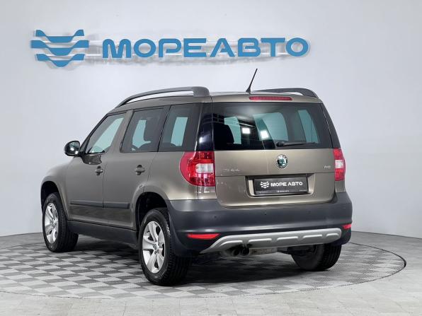 Skoda Yeti I с пробегом 2011 года, цена 1 100 000 рублей, 105000 км, внедорожник, Автокод Объявления