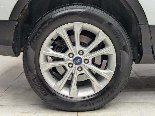 Ford Kuga II Рестайлинг с пробегом 2019 года, цена 1 949 000 рублей, 93500 км, внедорожник, Автокод Объявления