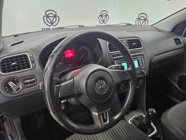 Volkswagen Polo V с пробегом 2013 года, цена 562 000 рублей, 259150 км, седан, Автокод Объявления