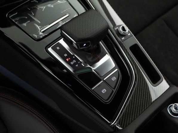 Audi A4 V (B9) Рестайлинг с пробегом 2025 года, цена 6 054 444 рубля, 80 км, седан, Автокод Объявления