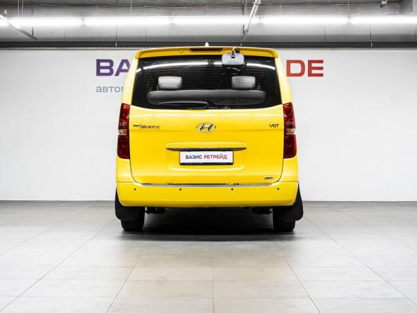 Hyundai Grand Starex I Рестайлинг 2 с пробегом 2018 года, цена 2 659 000 рублей, 223154 км, минивэн, Автокод Объявления