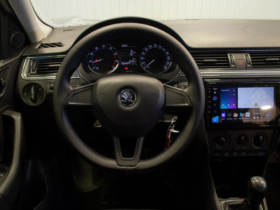 Skoda Rapid I Иваново  - изображение 20