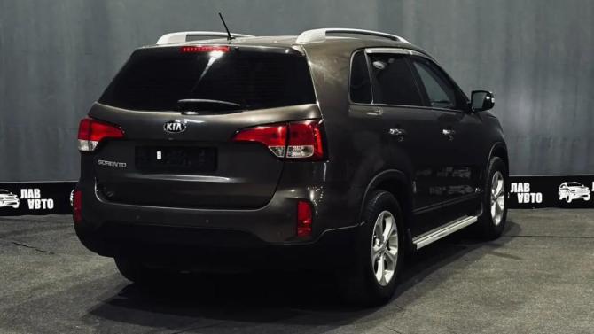 Kia Sorento II Рестайлинг с пробегом 2015 года, цена 1 650 000 рублей, 182000 км, внедорожник, Автокод Объявления