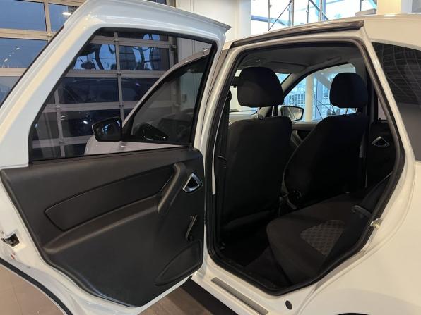Lada (ВАЗ) Granta I Рестайлинг с пробегом 2023 года, цена 820 000 рублей, 49172 км, лифтбек, Автокод Объявления