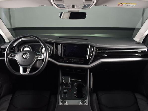 Volkswagen Touareg III с пробегом 2019 года, цена 4 619 999 рублей, 129700 км, внедорожник, Автокод Объявления