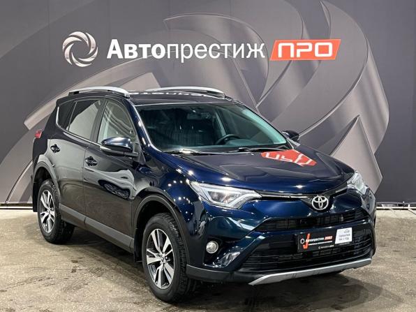 Toyota RAV4 IV (XA40) Рестайлинг с пробегом 2018 года, цена 2 295 000 рублей, 177234 км, внедорожник, Автокод Объявления