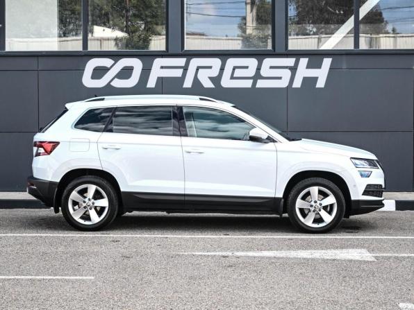 Skoda Karoq I с пробегом 2020 года, цена 2 329 000 рублей, 72412 км, внедорожник, Автокод Объявления