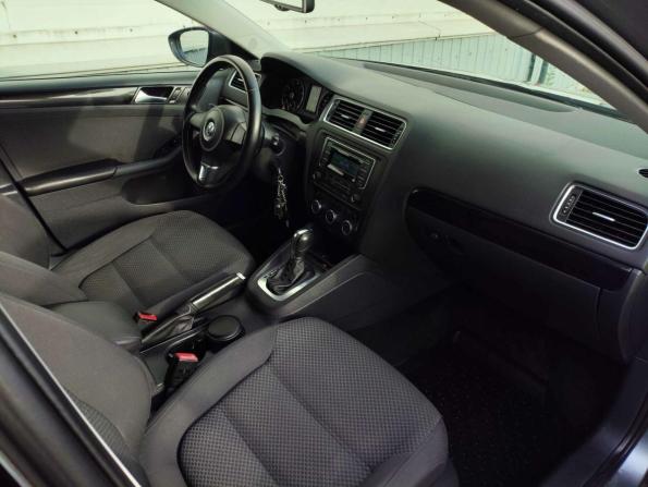 Volkswagen Jetta VI Рестайлинг с пробегом 2014 года, цена 1 100 000 рублей, 91223 км, седан, Автокод Объявления