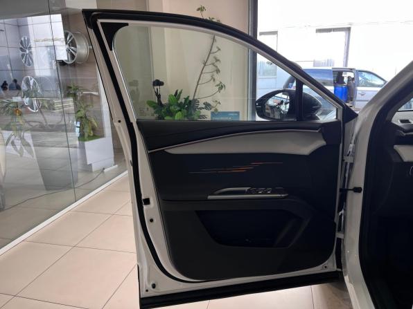 Omoda C5 II с пробегом 2026 года, цена 2 482 000 рублей, 352 км, внедорожник, Автокод Объявления