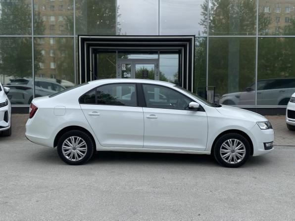 Skoda Rapid I Рестайлинг с пробегом 2019 года, цена 1 239 000 рублей, 132084 км, лифтбек, Автокод Объявления